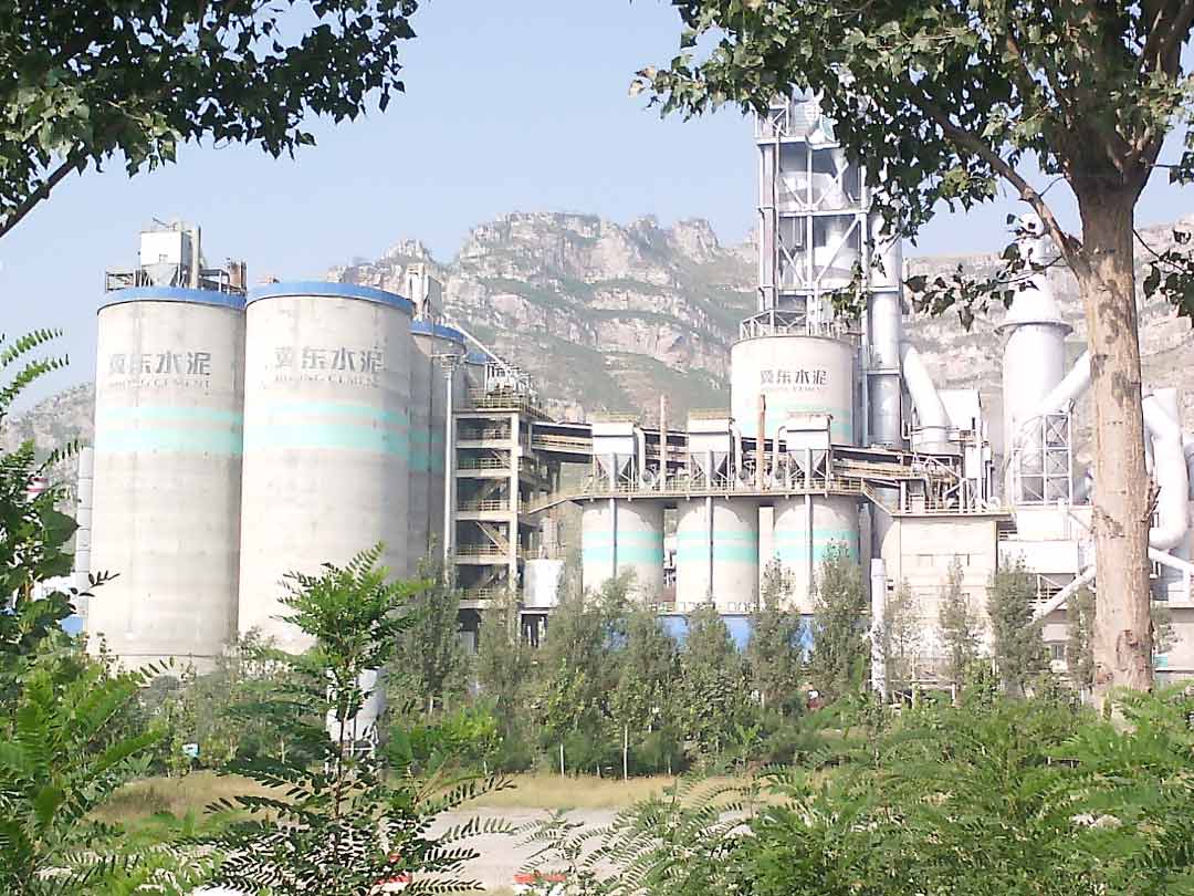布料（liào）撕（sī）碎機