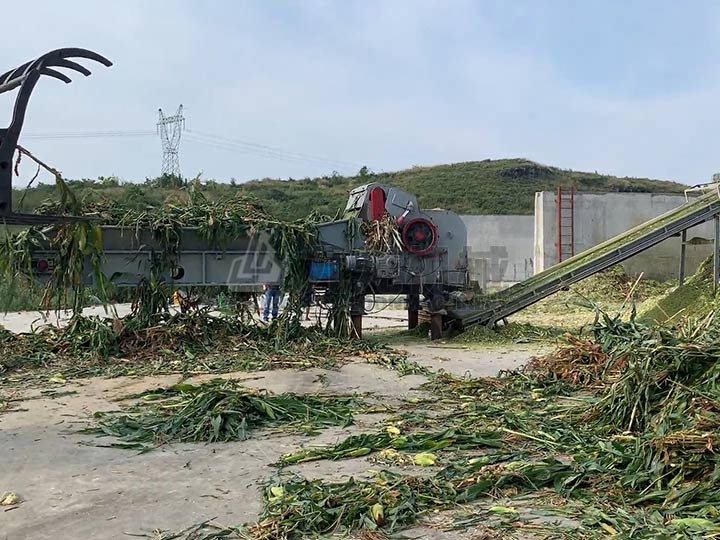 玉米秸稈（gǎn）粉碎機